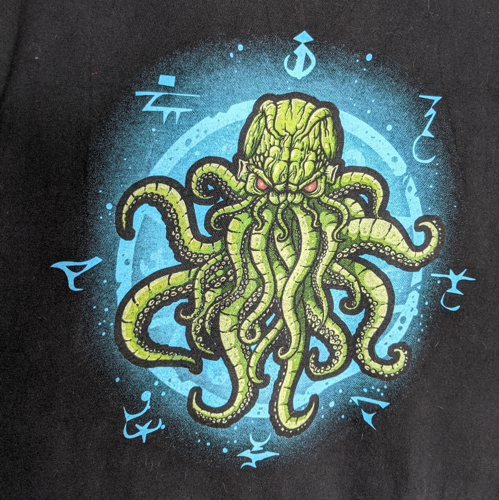Cthulhu Large Tshirt Unisex Black